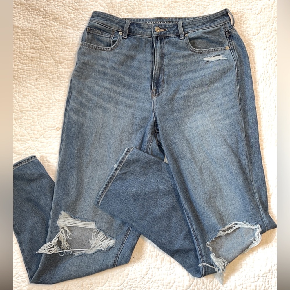 American Eagle boyfriend jeans